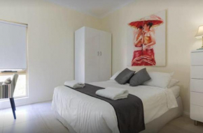 M102 West Perth Studio Apartment near Kings Park